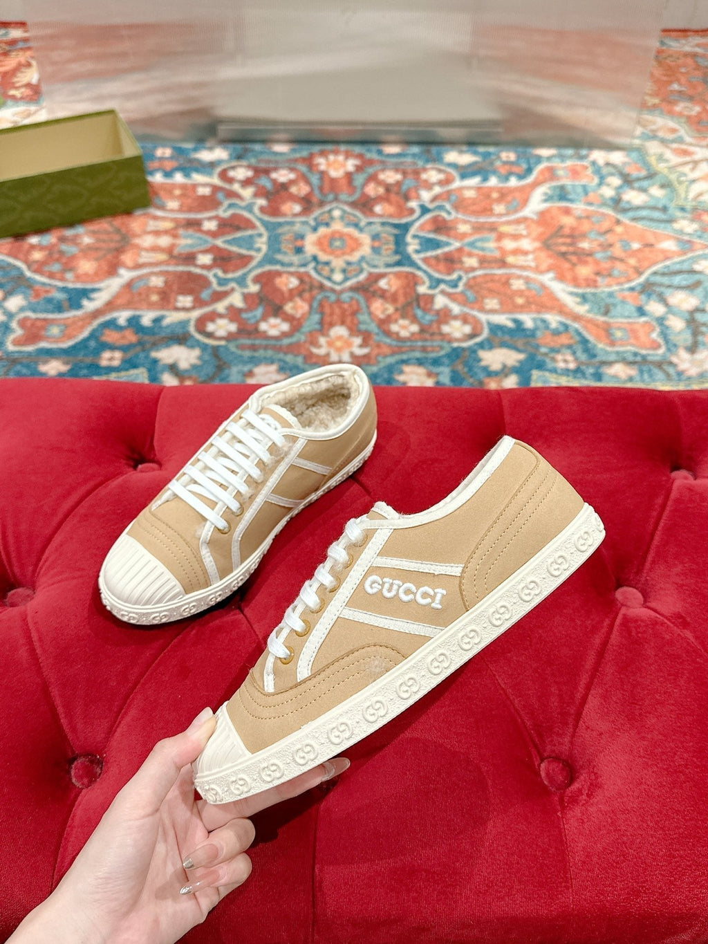 GUCCI CANVAS SNEAKER IN CAMEL BROWN DENIM WITH BEIGE FLEECE LINING